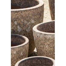 Pots en grès antique sable